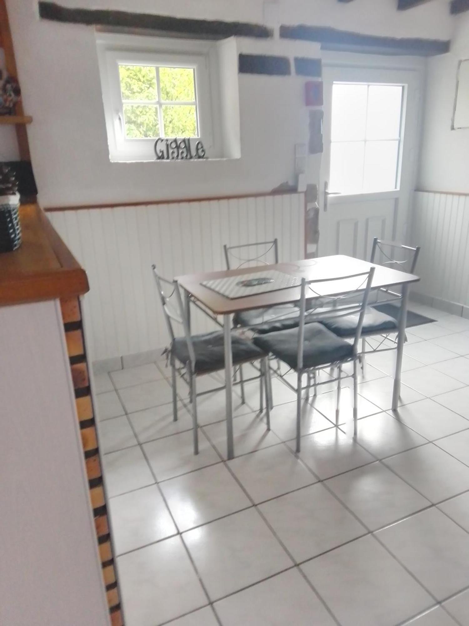 Super Hébergement de vacances Hénanbihen